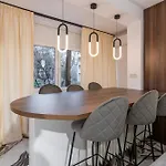 Ultra-Modern Luxury Apartment - Spacious & Elegant