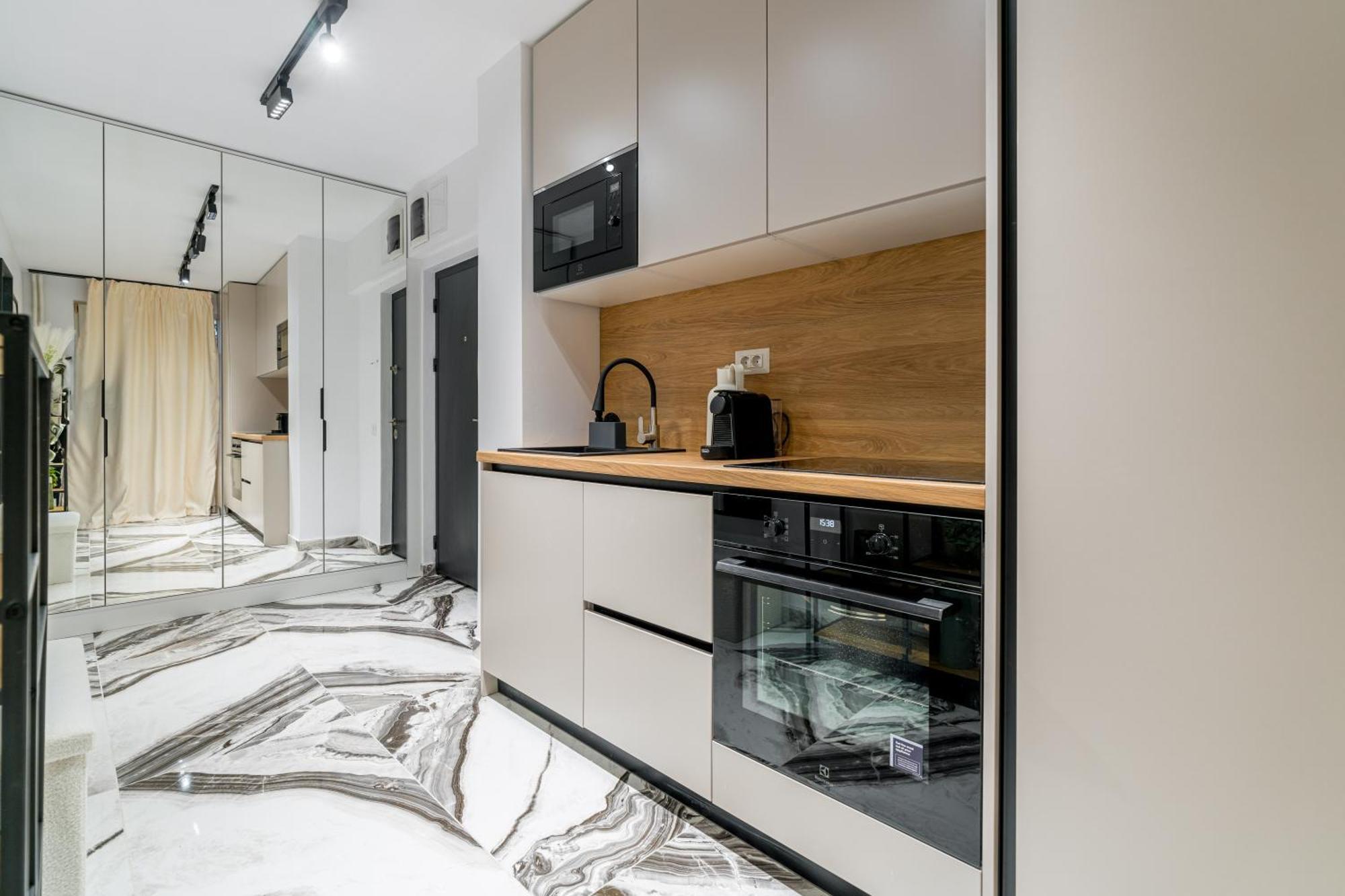 Ultra-modern Luxury - Spacious & Elegant Apartament *