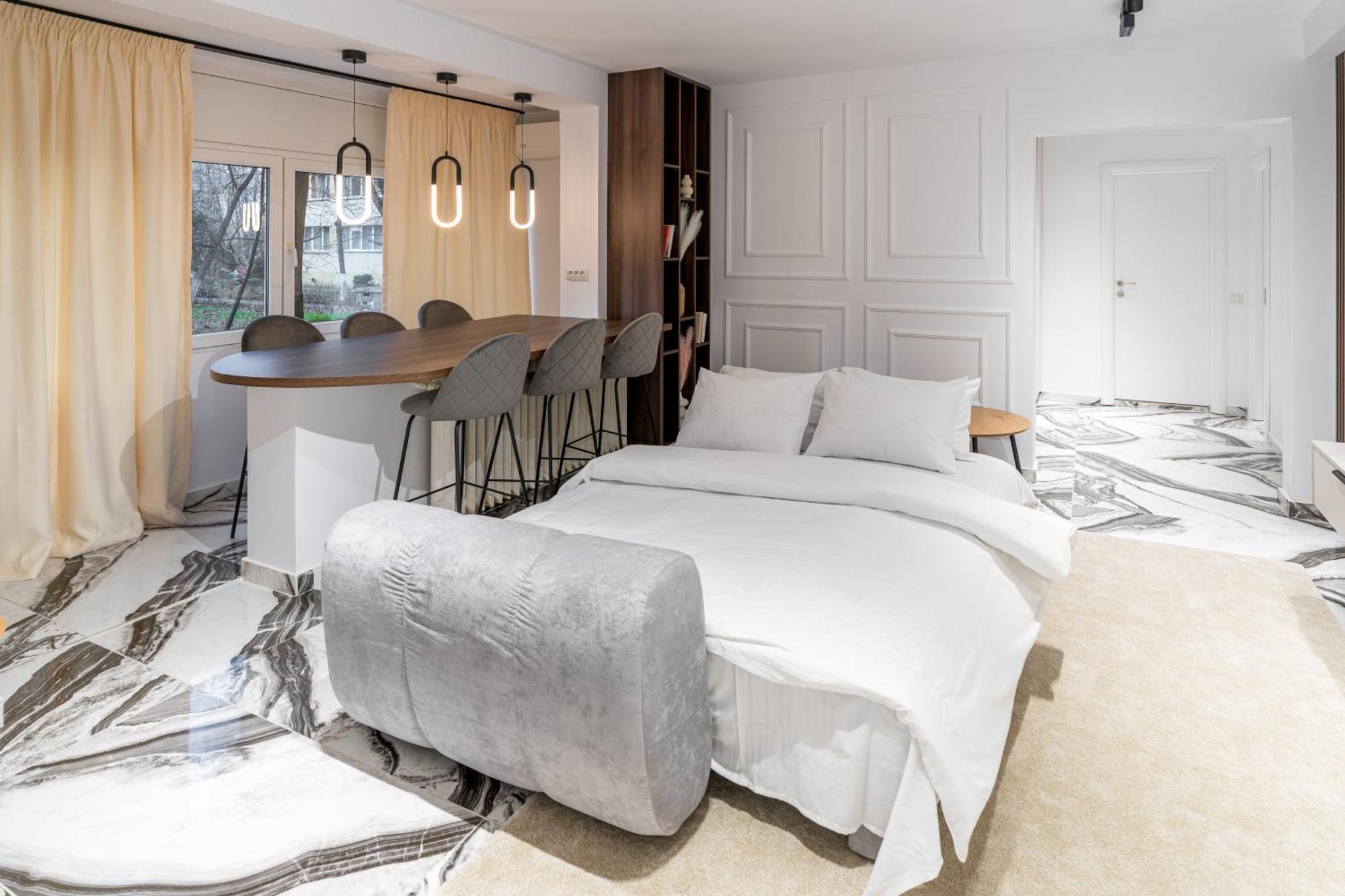 Ultra-modern Luxury - Spacious & Elegant Bucureşti