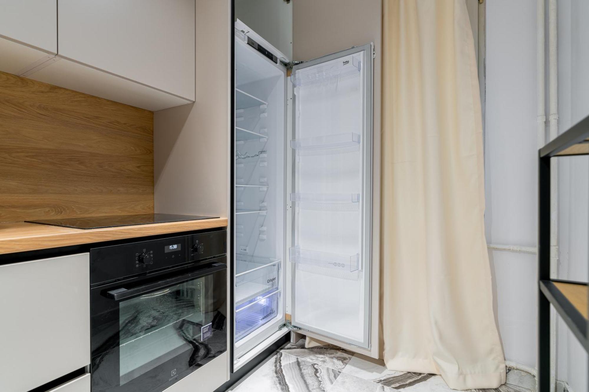Ultra-modern Luxury - Spacious & Elegant Apartament